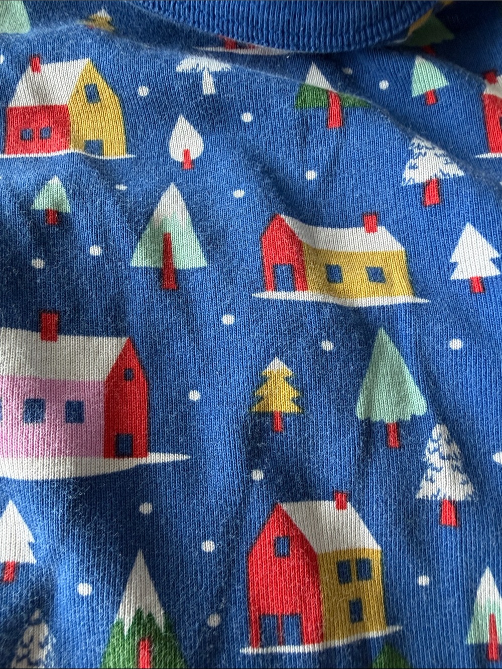 Hanna Andersson Winter Village Pajama Set – Size 5 / 110 - Picture 3 of 3